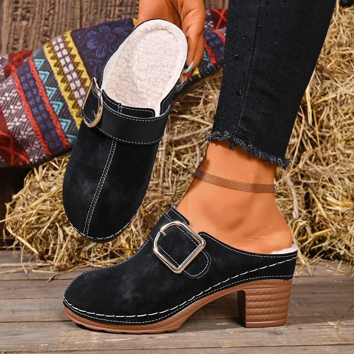 Women'S Shoes Clogs - Kadınlar için Kalın Tabanlı Terlikler, Kapalı